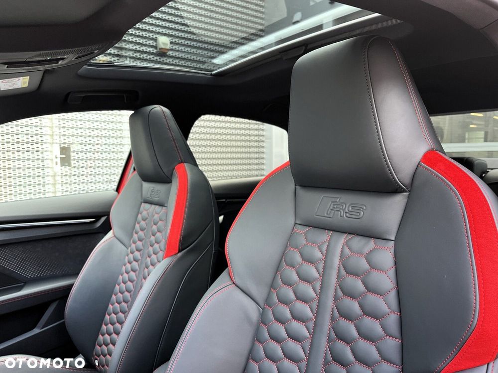 Audi RS3 Limousine - 21