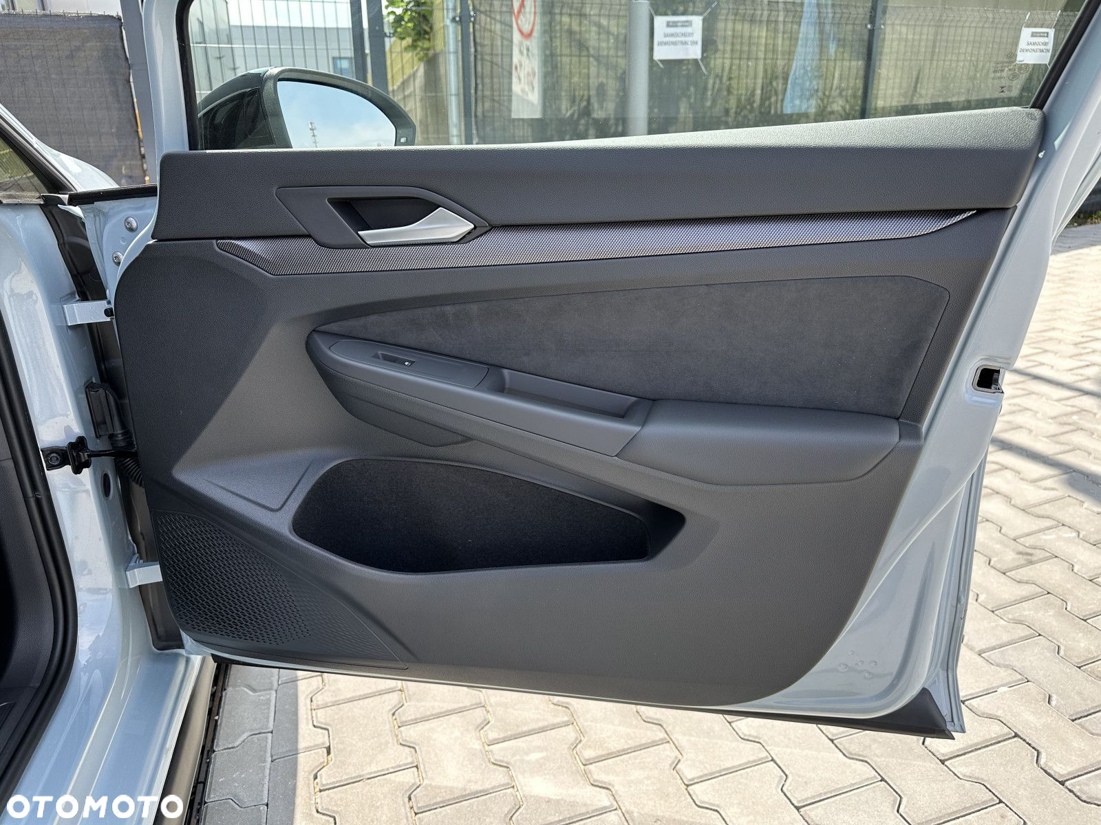 Volkswagen Golf - 24