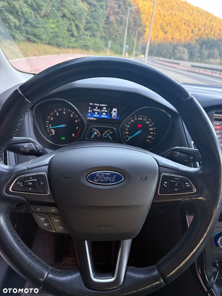 Ford Focus 1.5 EcoBoost SYNC Edition ASS - 6