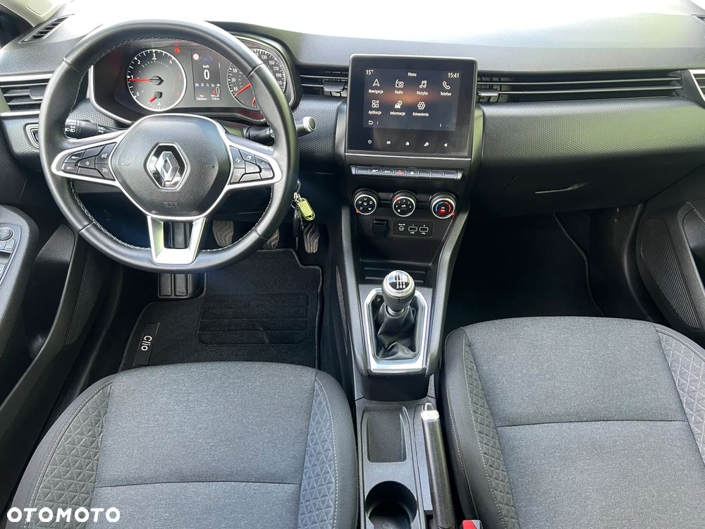 Renault Clio - 8