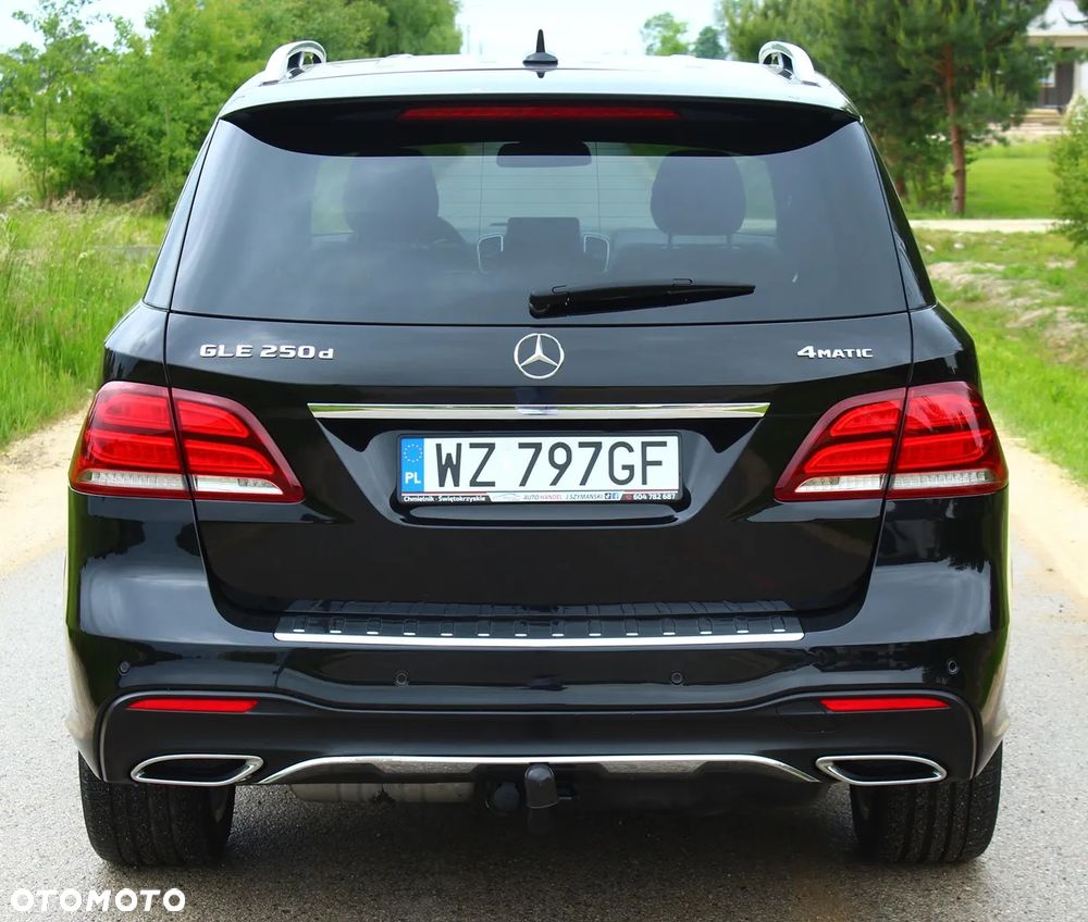 Mercedes-Benz GLE 250 d 4-Matic - 13