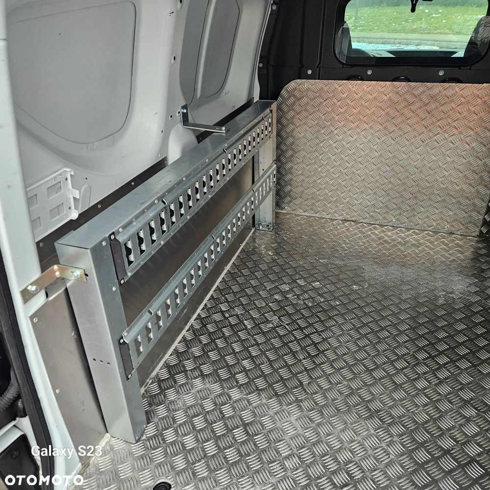 Renault Express - 22