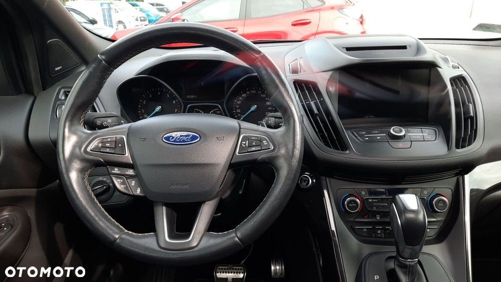 Ford Kuga - 14