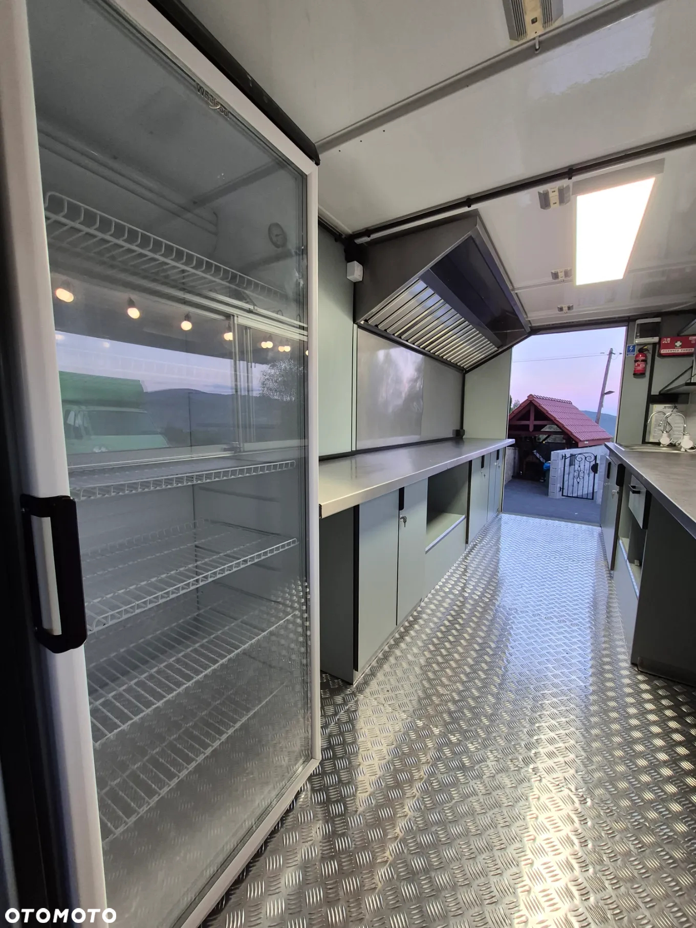 Iveco Food Truck Sklep Bar Specjalny - 6