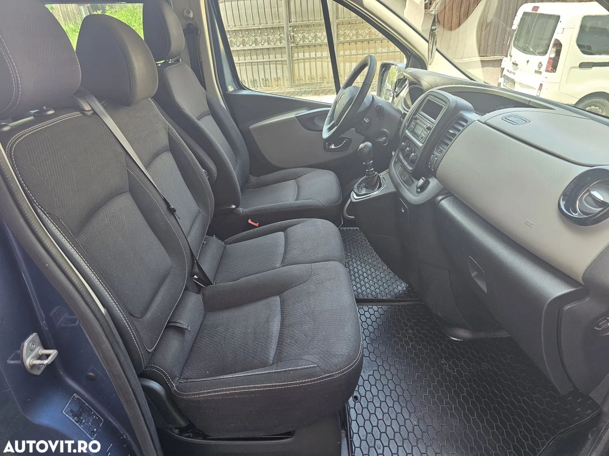 Renault Trafic ENERGY dCi 145 Grand Combi Expression - 6