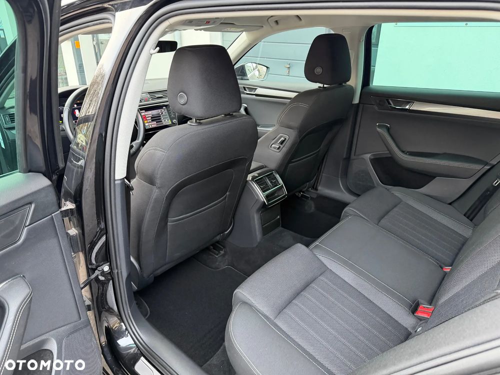 Skoda Superb 2.0 TDI Style DSG7 - 10