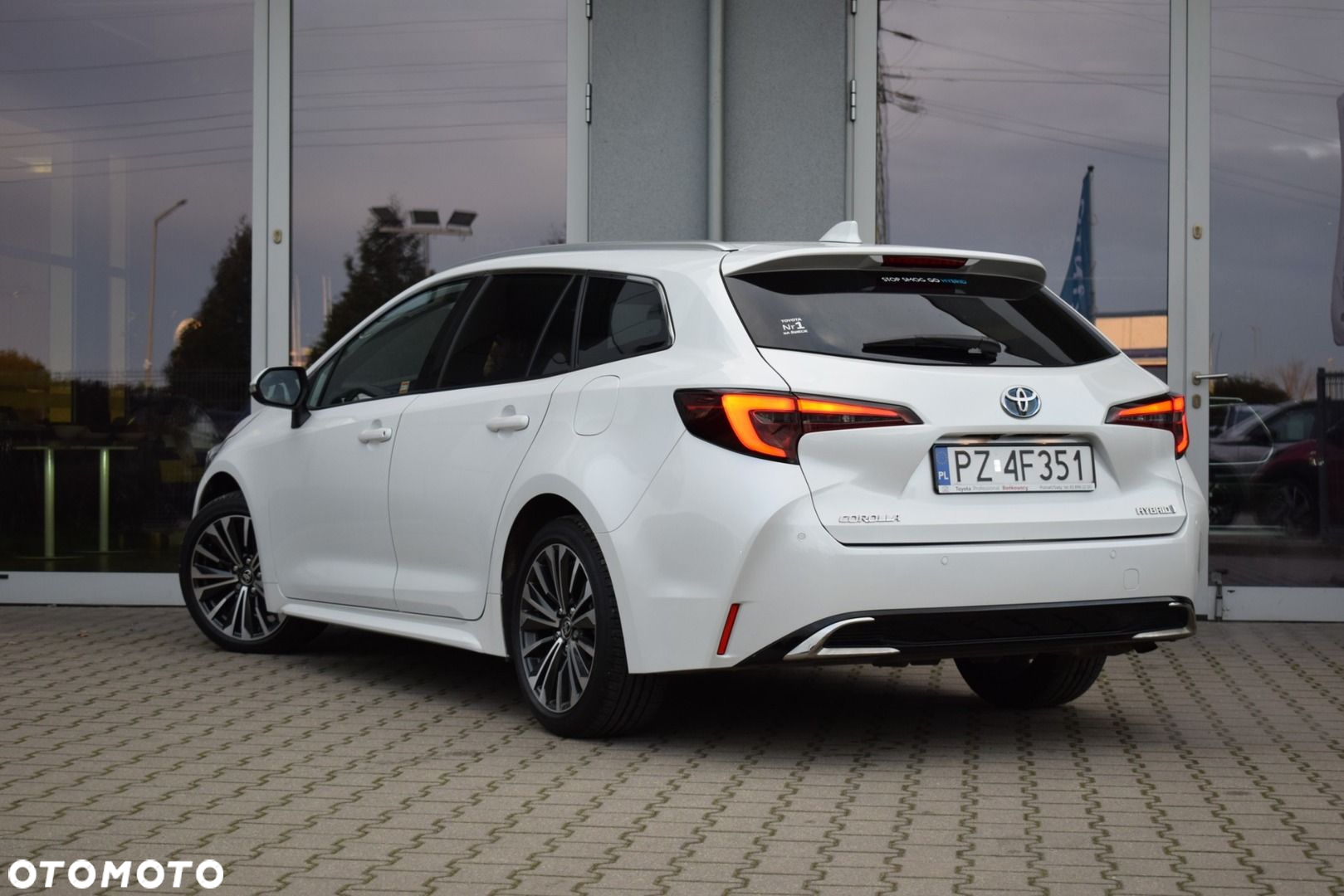 Toyota Corolla - 3