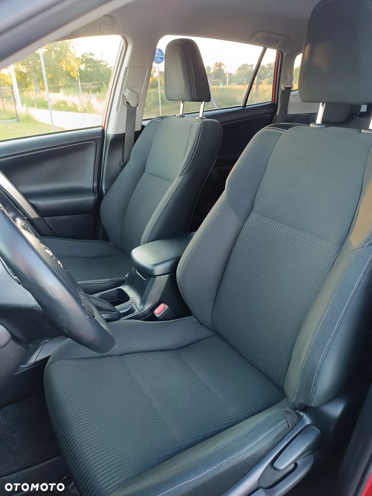 Toyota RAV4 2.0 4x4 Comfort - 32