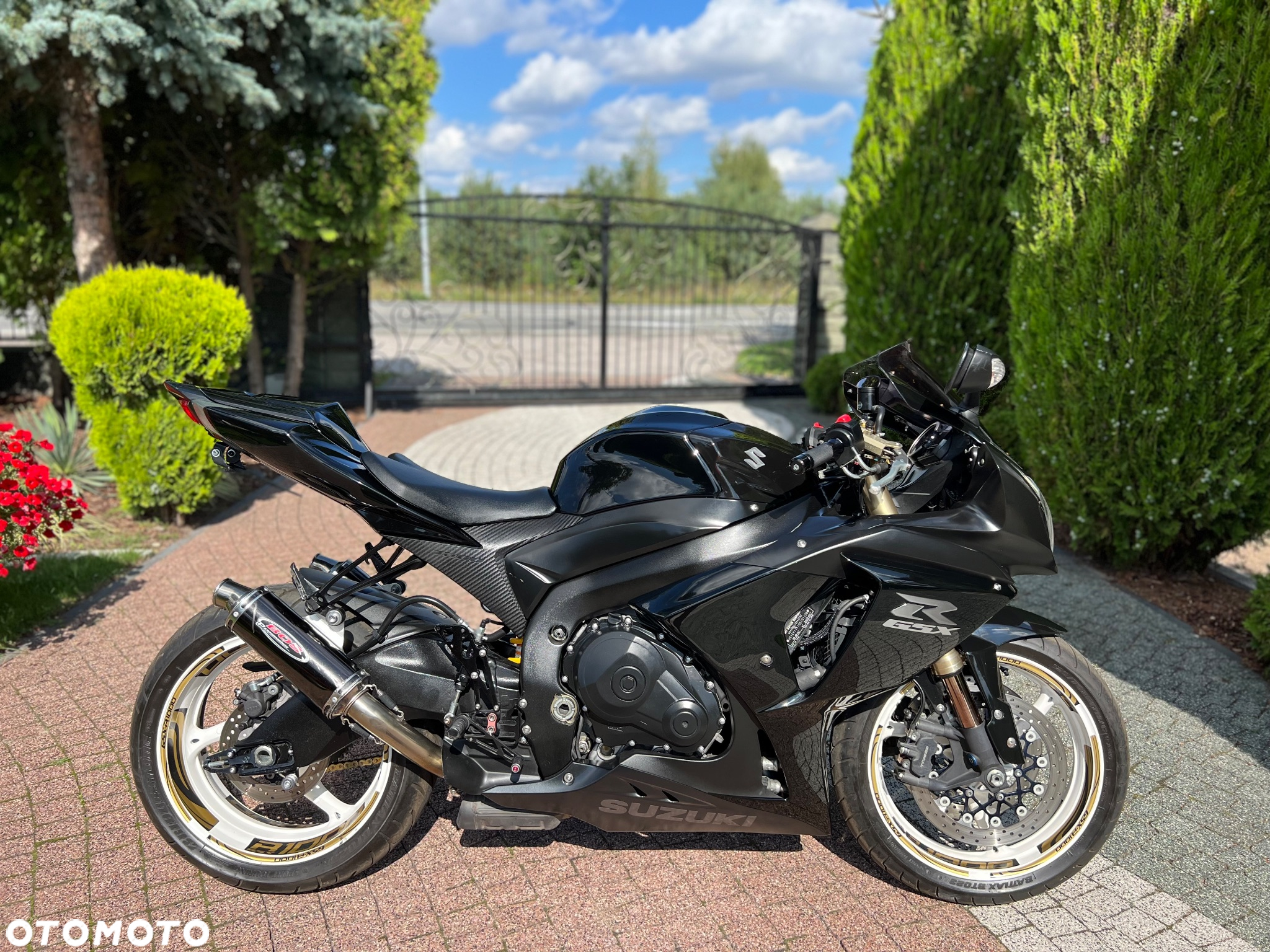 Suzuki GSX-R - 6