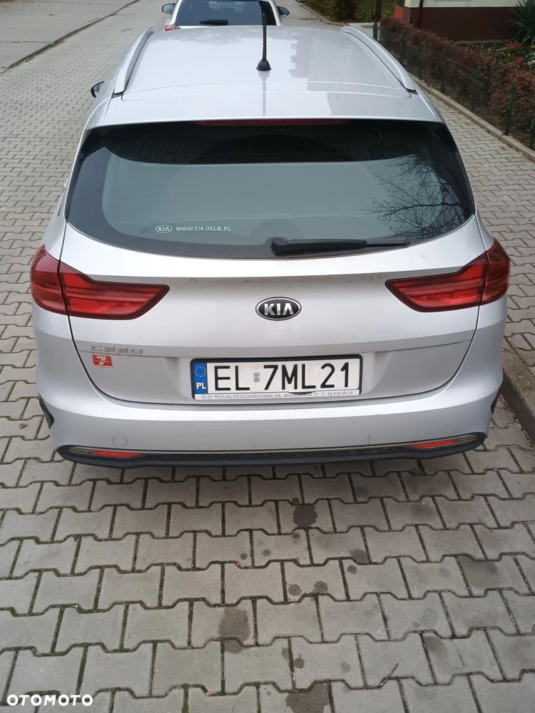 Kia Ceed 1.6 CRDi SCR M - 3