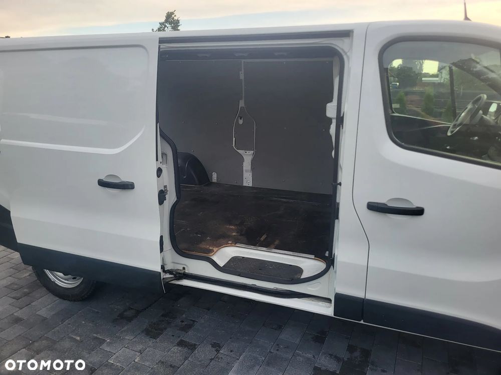 Renault Trafic - 8