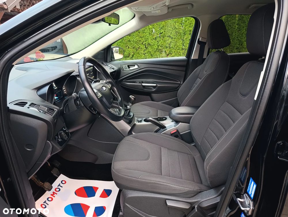 Ford Kuga 1.5 EcoBoost 2x4 Black & Silver - 25