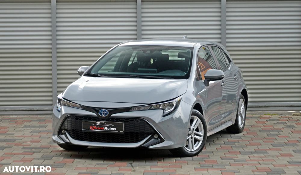 Toyota Corolla - 1