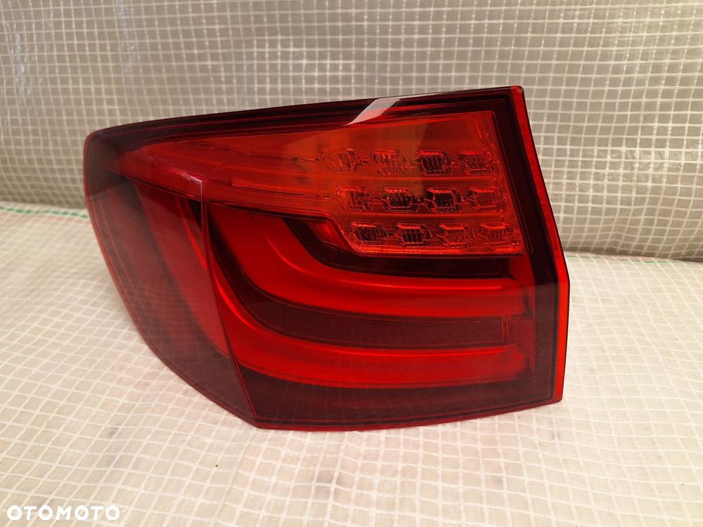 lampa tyl tylna lewa bmw 5 f11 kombi 2010- europa orginal demontaz - 2