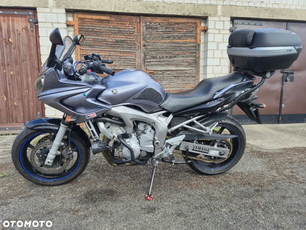 Yamaha FZ6 - 2