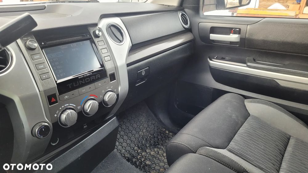 Toyota Tundra 5.7 4x4 Double Cab LB SR5 - 10