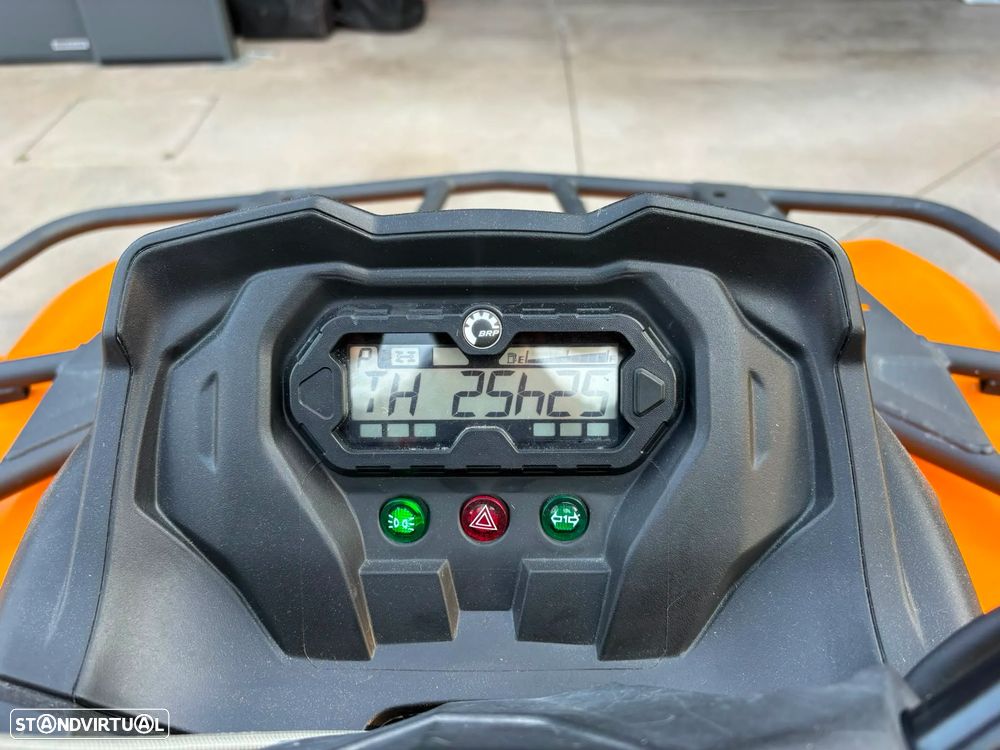 Can-Am Outlander - 4