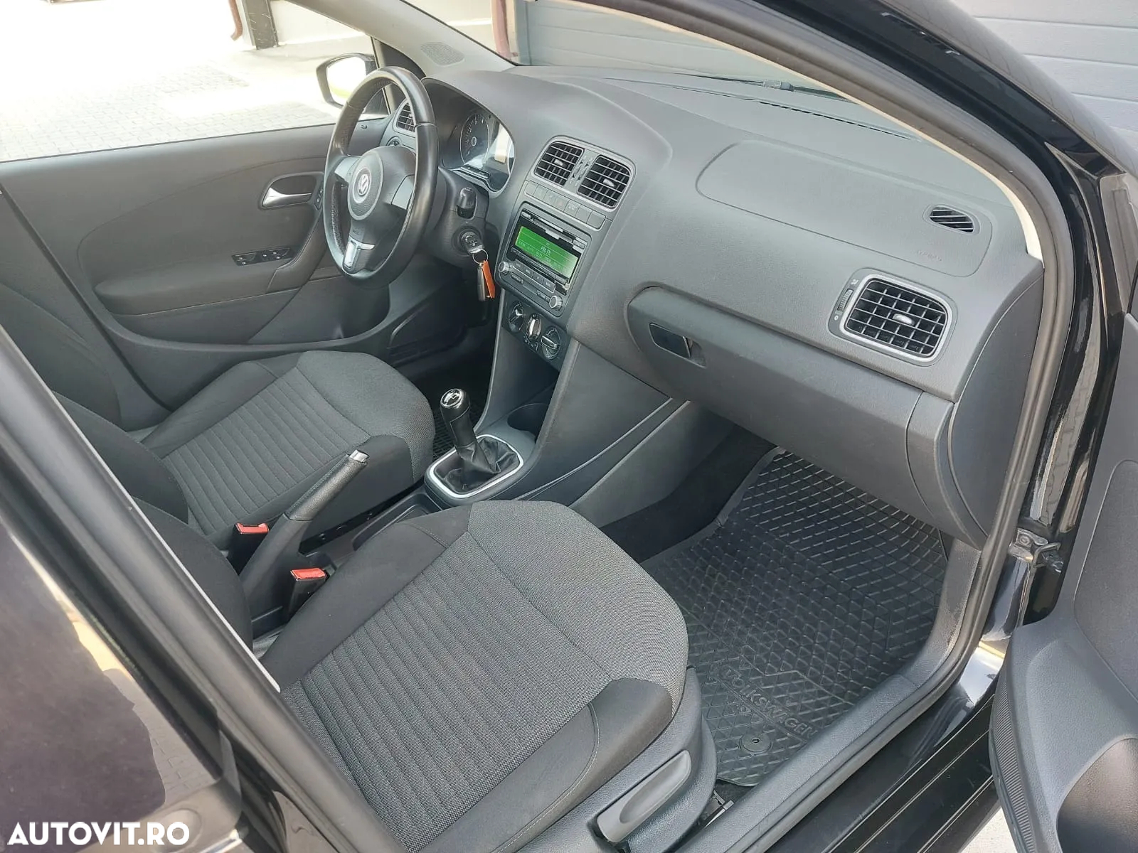 Volkswagen Polo - 9