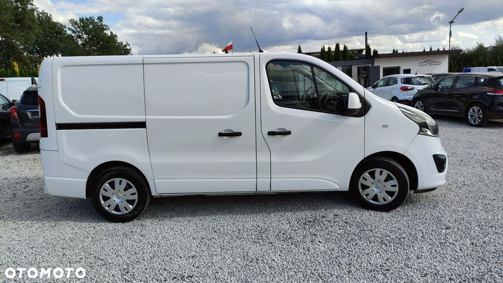 Opel Vivaro - 18