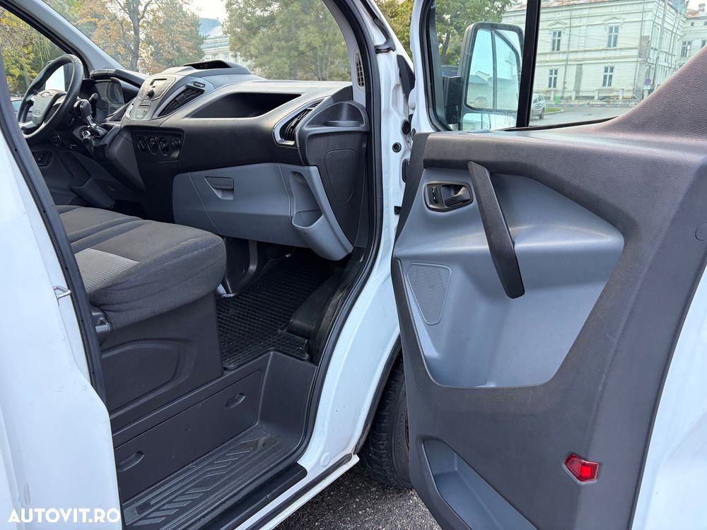 Ford Transit Custom - 12