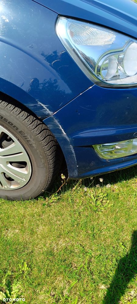 Ford Galaxy 2.0 Ambiente - 29