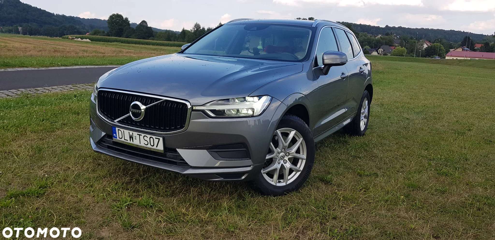 Volvo XC 60 D5 AWD Geartronic Momentum - 3