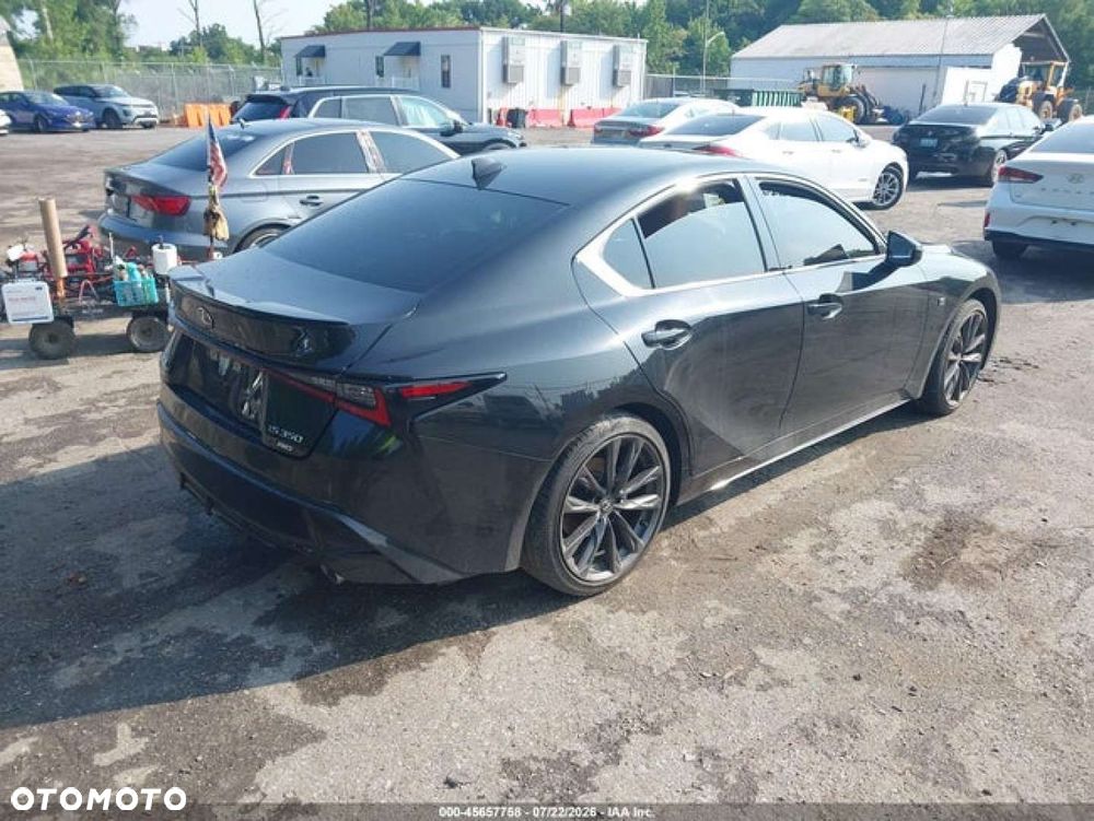 Lexus IS - 5