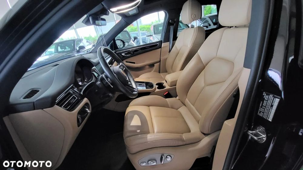 Porsche Macan - 3