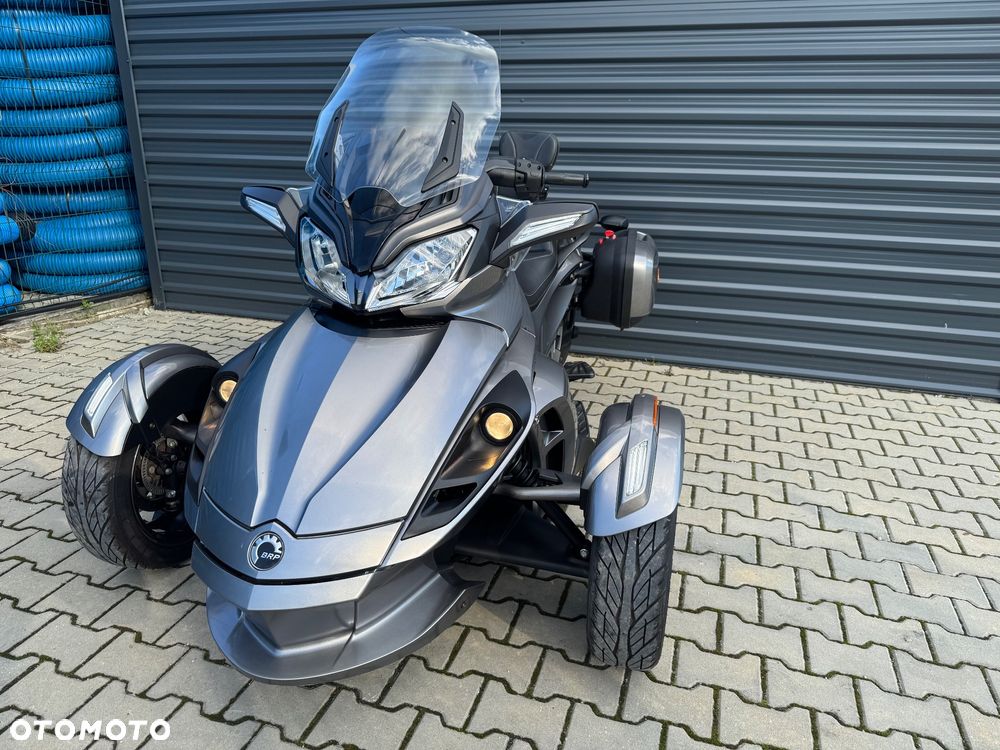 Can-Am Spyder - 4