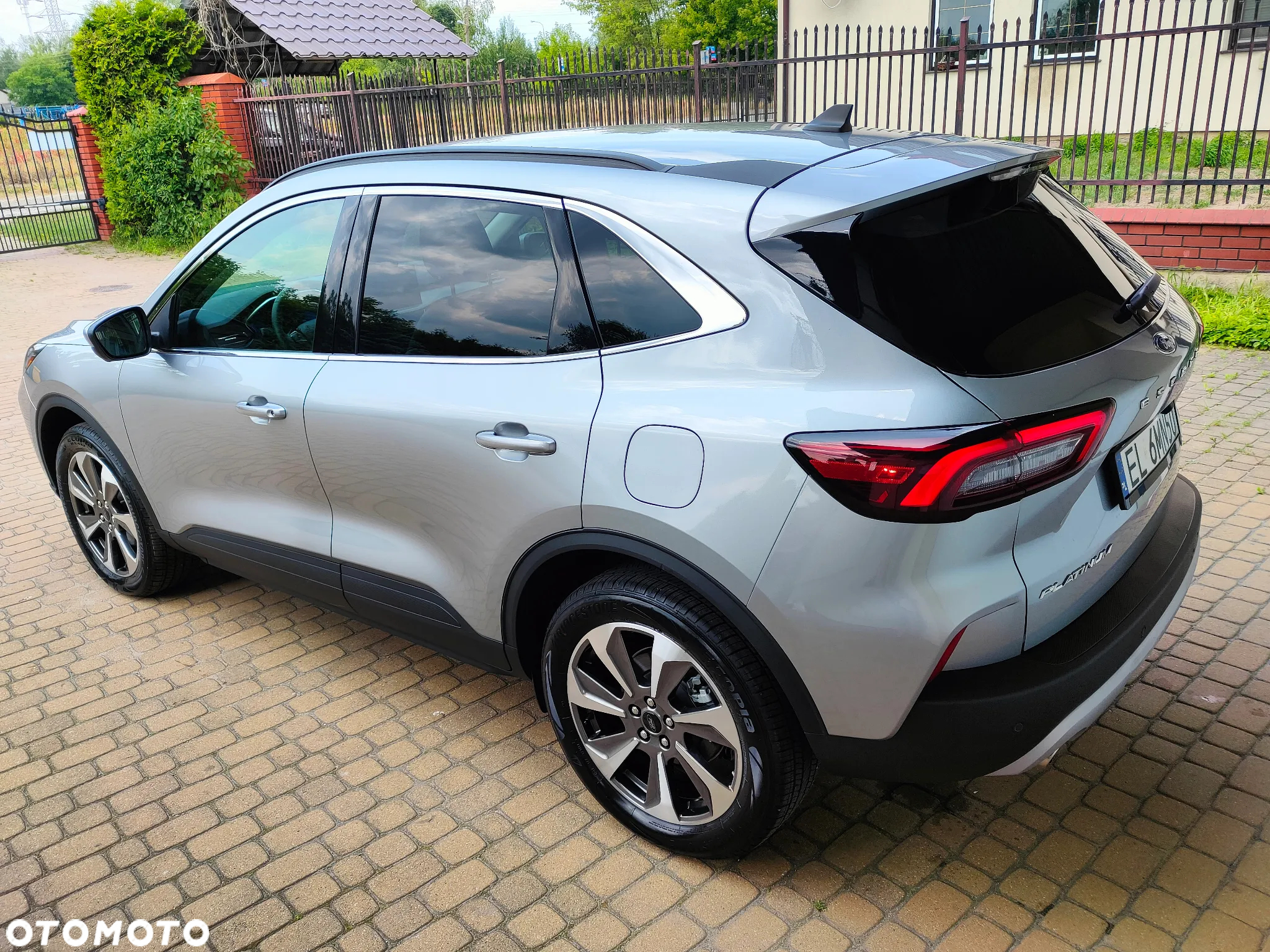 Ford Kuga - 5