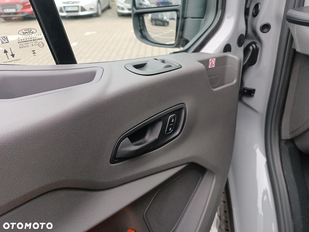 Ford Transit - 10