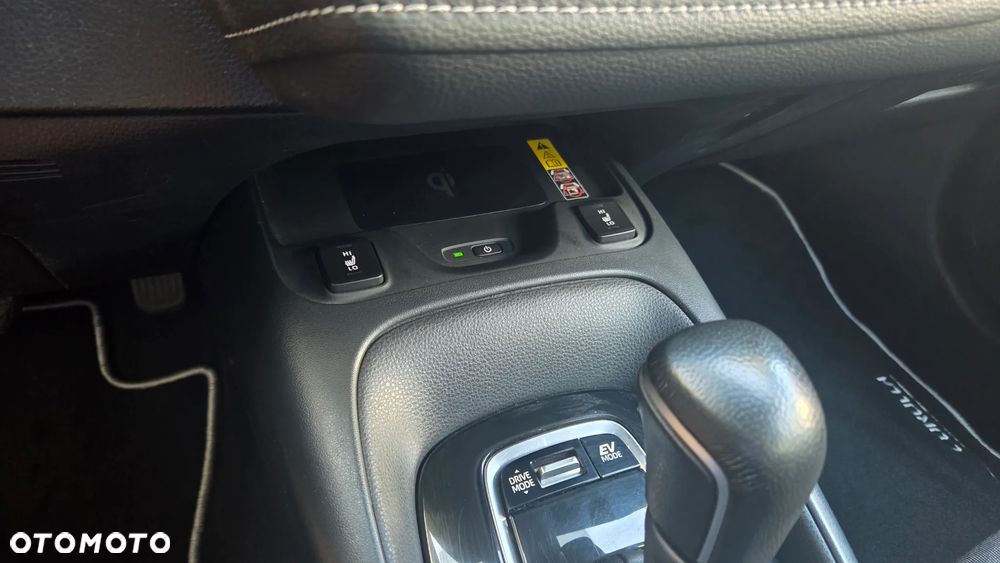 Toyota Corolla 1.8 Hybrid Comfort - 19