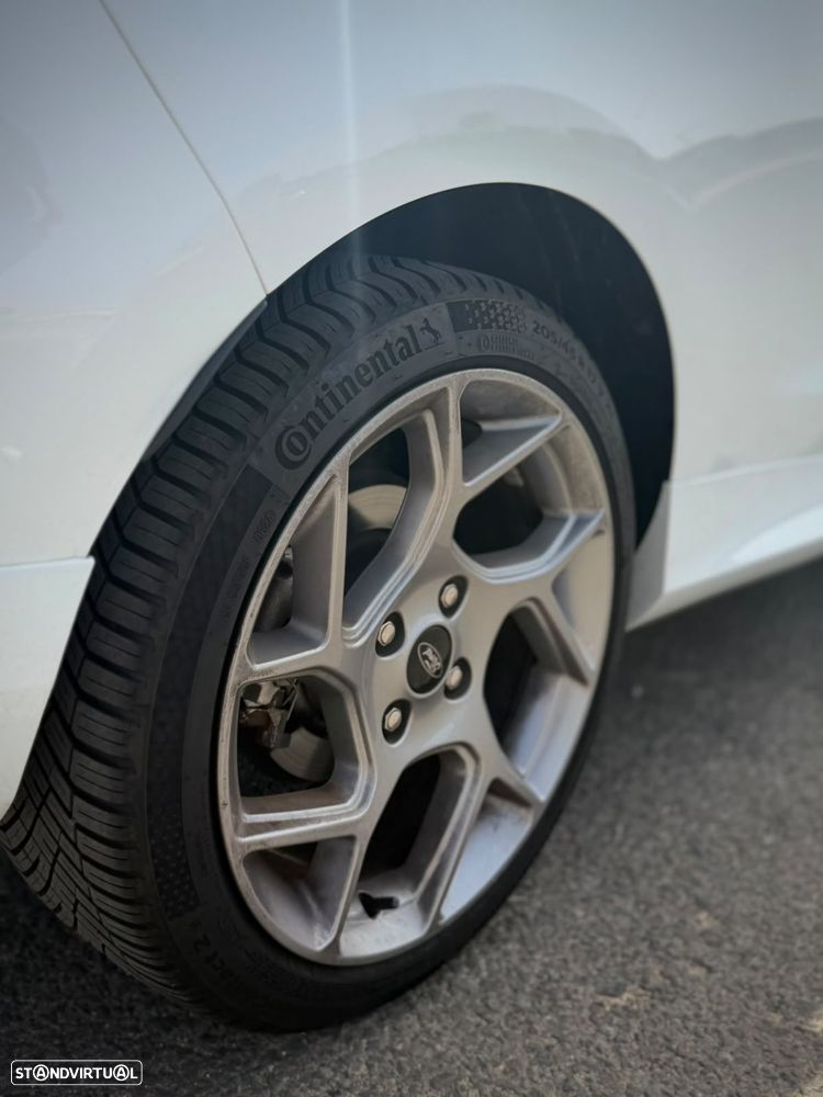 Ford Fiesta 1.5 EcoBoost S&S ST X - 4