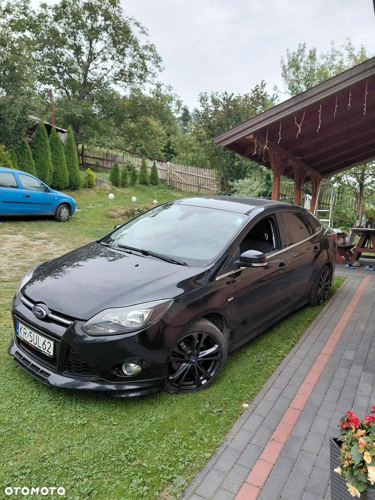 Ford Focus 1.6 Titanium - 2