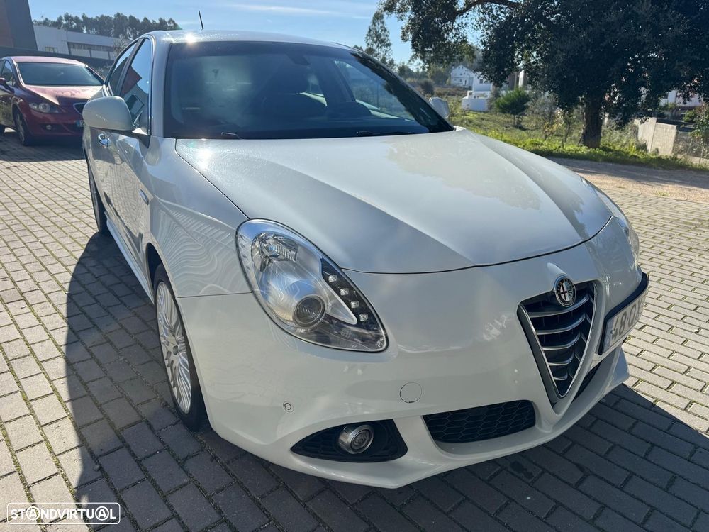 Alfa Romeo Giulietta 1.6 JTDM - 6