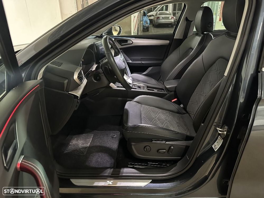SEAT Leon 1.4 e-Hybrid Xcellence DSG - 9