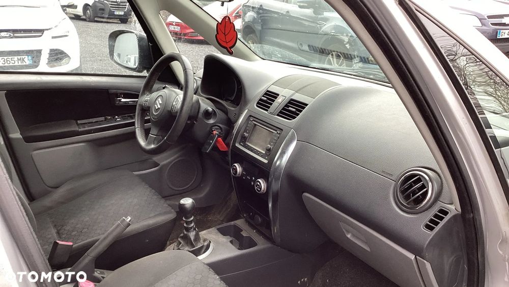 Suzuki SX4 2.0 DDiS Premium 4WD - 5