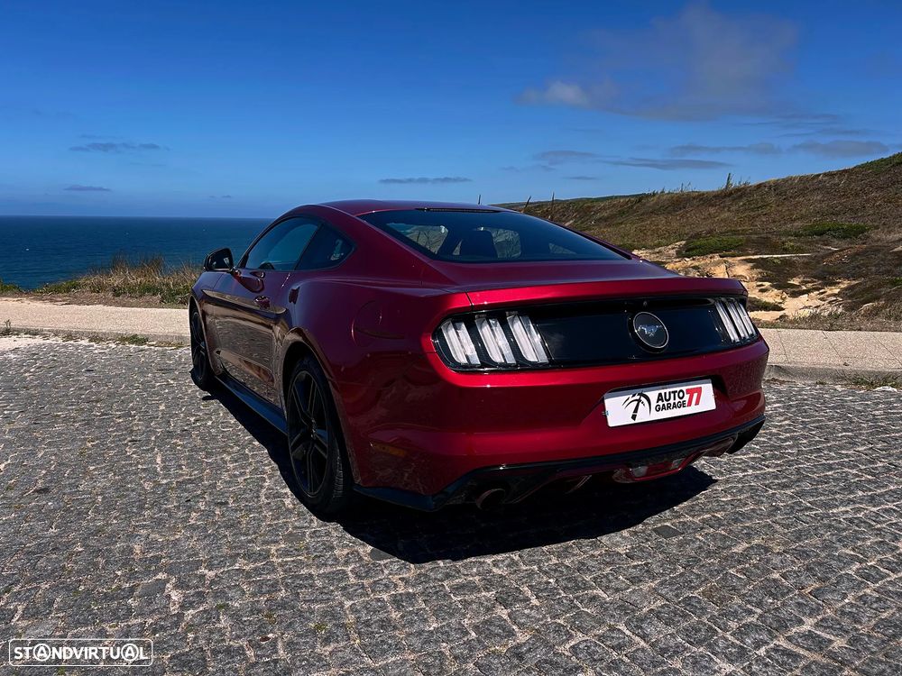 Ford Mustang 2.3 Eco Boost - 4