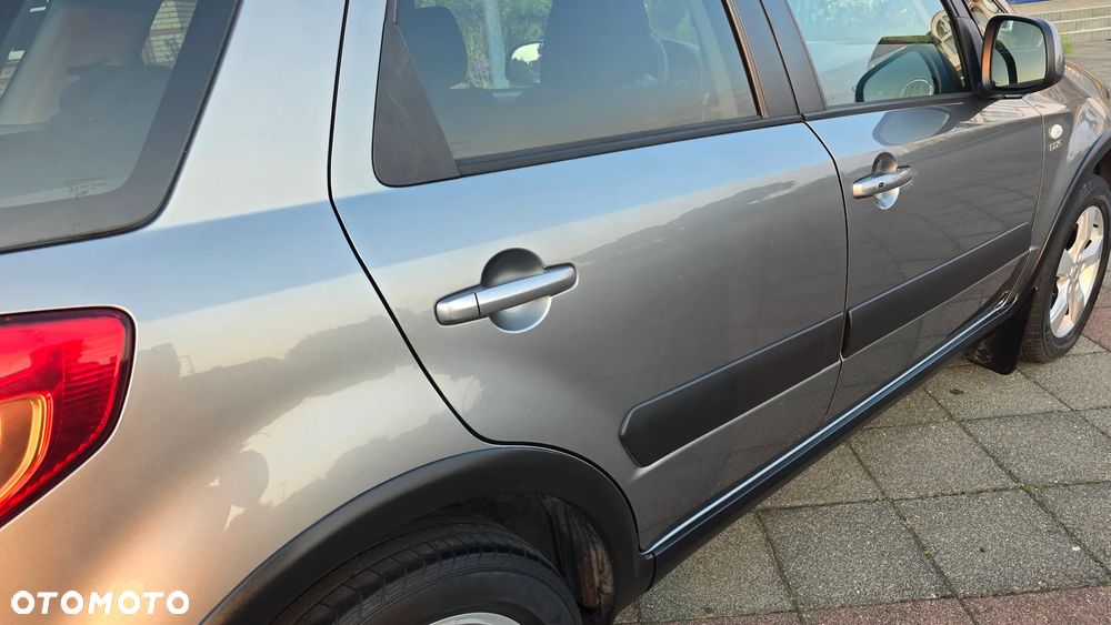 Suzuki SX4 2.0 DDiS 4x4 Limited - 14