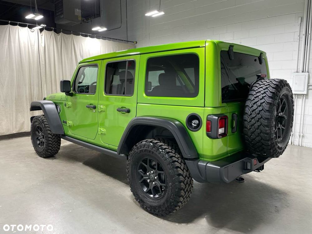 Jeep Wrangler - 4
