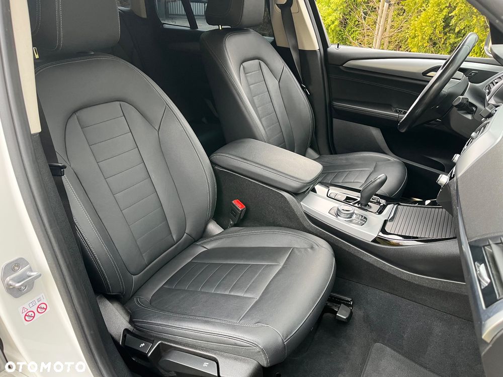 BMW X3 sDrive18d - 22