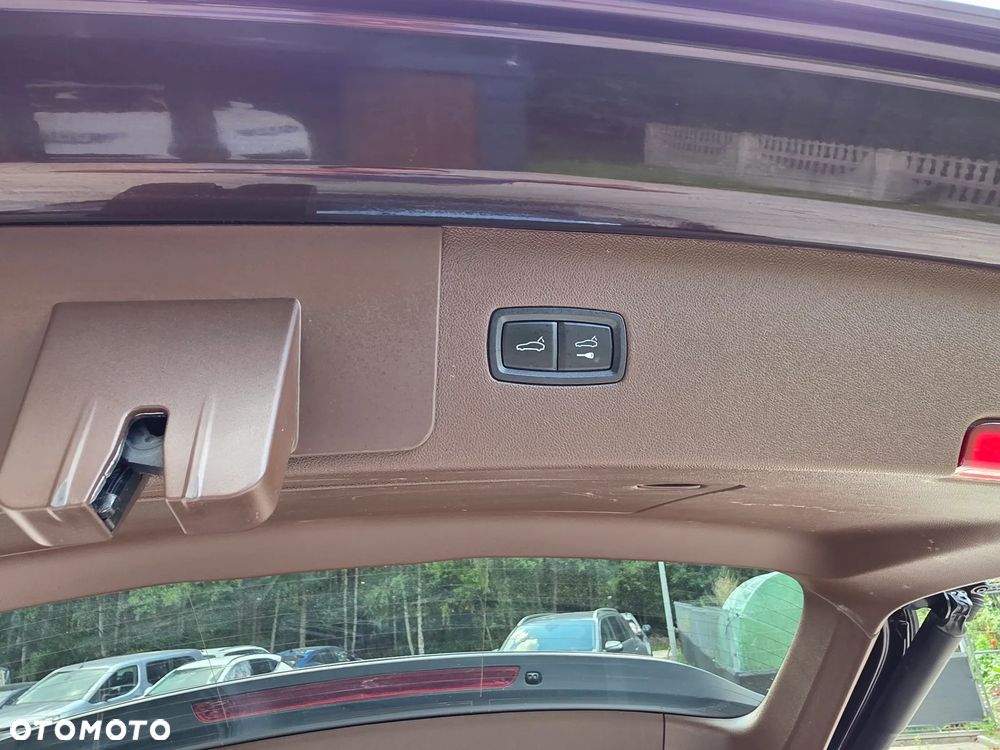 Porsche Cayenne E-Hybrid Platinum Edition - 32