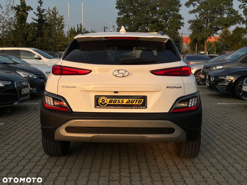 Hyundai Kona - 8