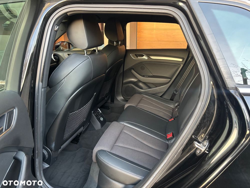 Audi A3 Sportback 1.4 TFSI e-tron S line Sportpaket - 29