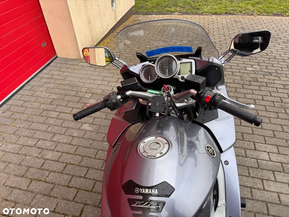 Yamaha FJR - 12