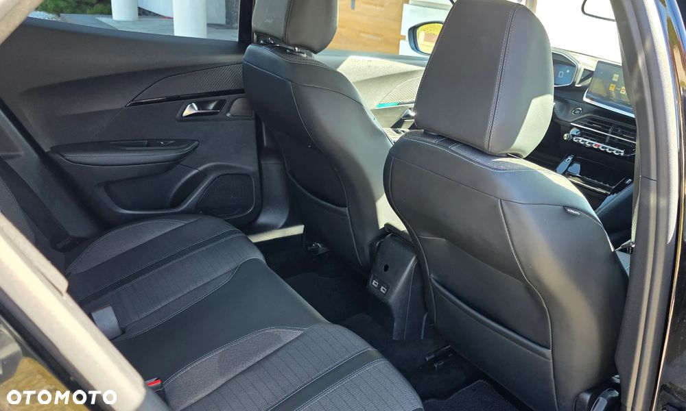 Peugeot 2008 1.5 BlueHDi Allure Pack S&S EAT8 - 25