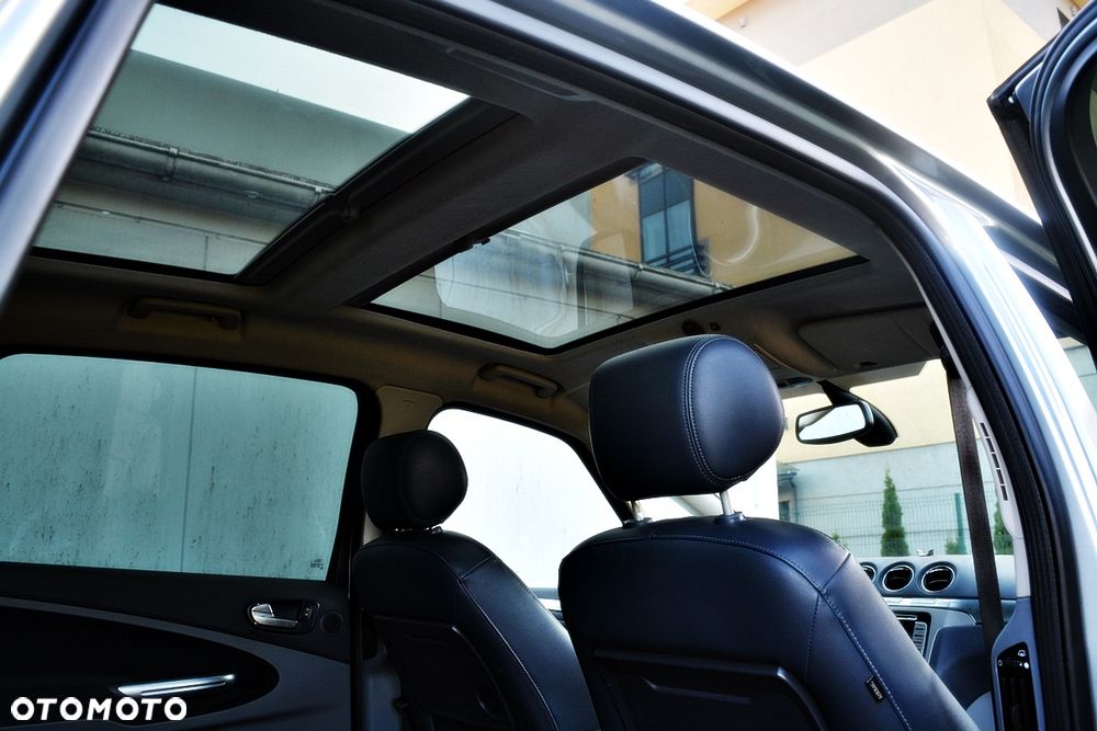 Ford S-Max 2.0 TDCi Titanium - 27