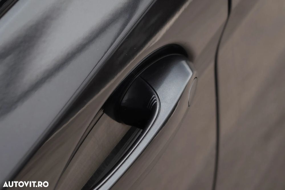 BMW Seria 5 530e xDrive Aut. M Sport Edition - 24