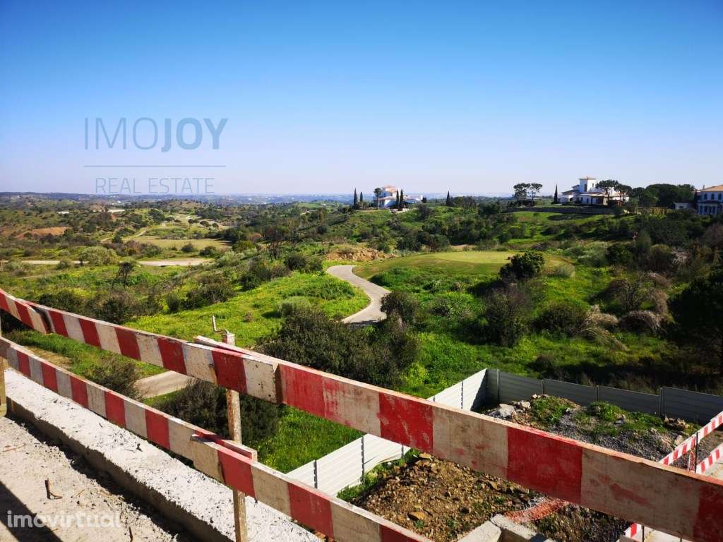 Fantástica Moradia T5 no Monte Rei Golf and Country Club em Vila No... - Grande imagem: 4/16