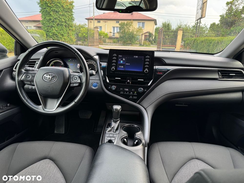 Toyota Camry 2.5 Hybrid Comfort CVT - 11
